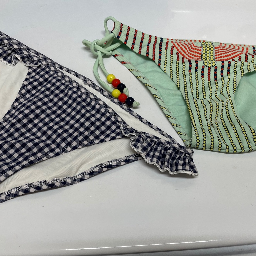 2 New Arie  xs bikini bottom
